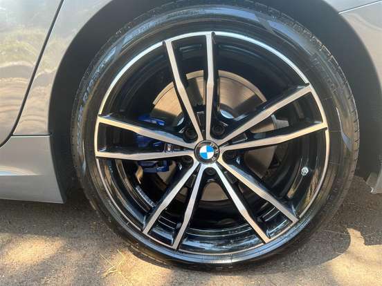 BMW-320i-2.0 16V TURBO FLEX M SPORT AUTOMÁTICO BMW-320i-2023