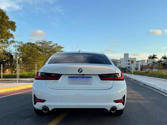 BMW-320i-2.0 16V TURBO GASOLINA SPORT GP AUTOMÁTICO BMW-320i-2020