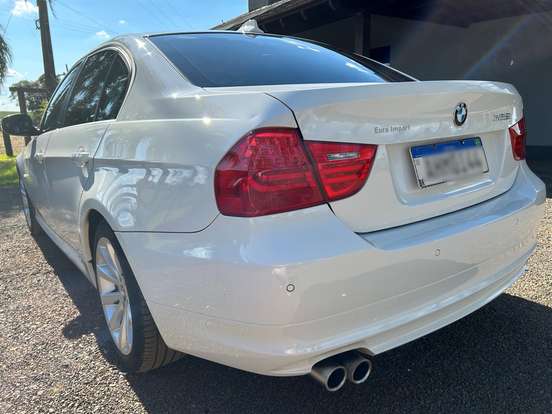 BMW-325i-2.5 SEDAN 24V GASOLINA 4P AUTOMÁTICO BMW-325i-2011