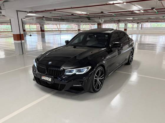 BMW 330i 2.0 16V TURBO GASOLINA M SPORT AUTOMÁTICO