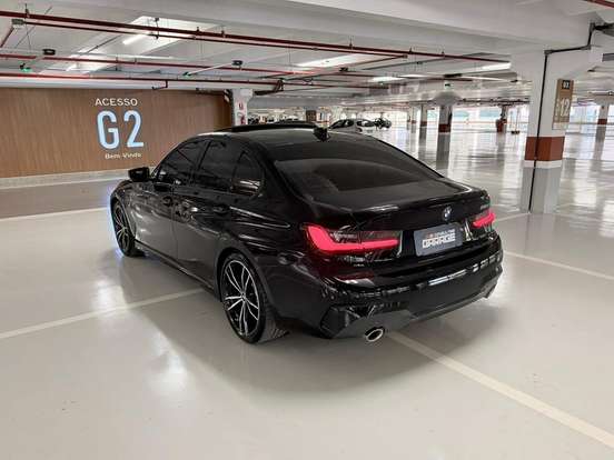 BMW-330i-2.0 16V TURBO GASOLINA M SPORT AUTOMÁTICO BMW-330i-2019