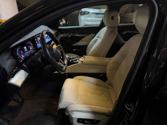BMW-530e-2.0 TWINPOWER PHEV M SPORT AUTOMÁTICO BMW-530e-2024
