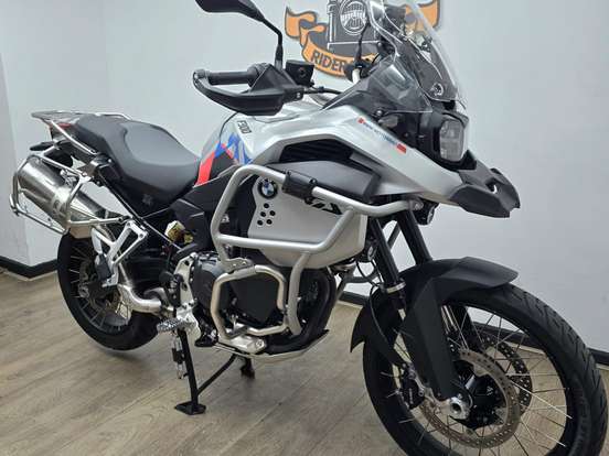 BMW-F 900 GS ADVENTURE BMW-F 900 GS ADVENTURE-2025