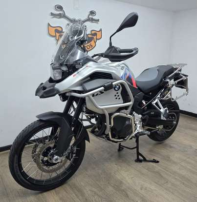 BMW-F 900 GS ADVENTURE-2025