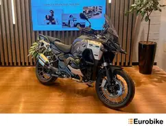 BMW R 1300 GS ADVENTURE TRIPLE BLACK BMW R 1300 GS ADVENTURE TRIPLE BLACK