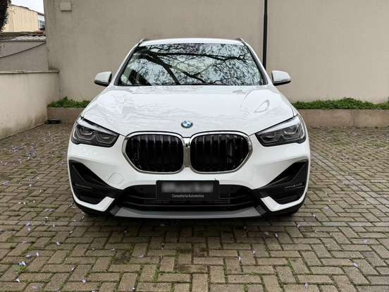 BMW-X1-2.0 16V TURBO ACTIVEFLEX SDRIVE20I GP PLUS 4P AUTOMÁTICO BMW-X1-2022
