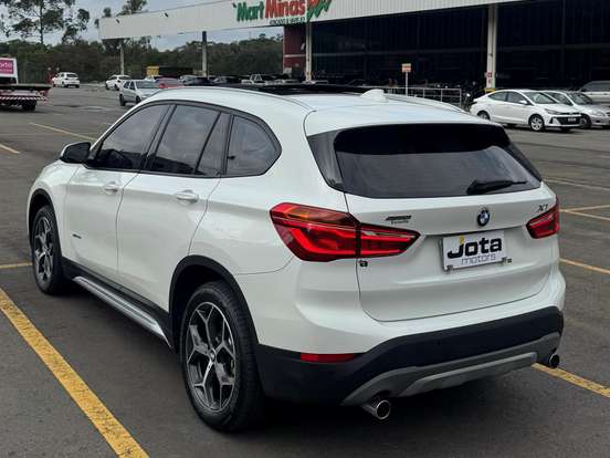 BMW-X1-2.0 16V TURBO ACTIVEFLEX SDRIVE20I X-LINE 4P AUTOMÁTICO BMW-X1-2018