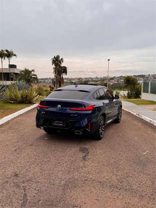 BMW-X4-2025