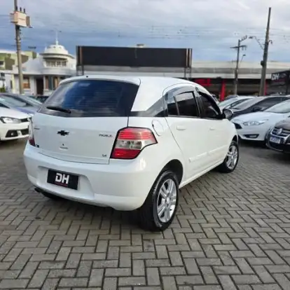 CHEVROLET-AGILE-2011
