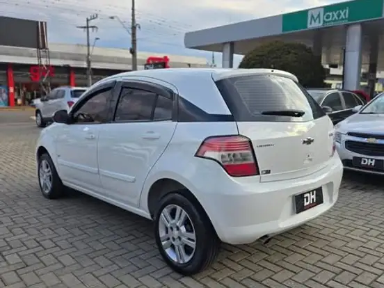 CHEVROLET-AGILE-1.4 MPFI LTZ 8V FLEX 4P MANUAL CHEVROLET-AGILE-2011