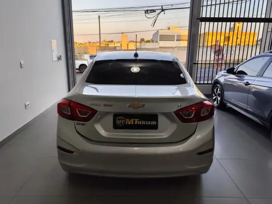 CHEVROLET-CRUZE-1.4 TURBO LT 16V FLEX 4P AUTOMÁTICO CHEVROLET-CRUZE-2017