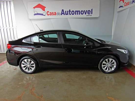 CHEVROLET-CRUZE-2019