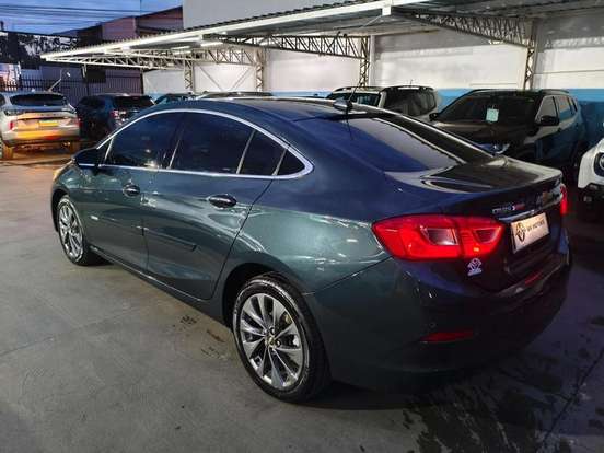 CHEVROLET-CRUZE-2017