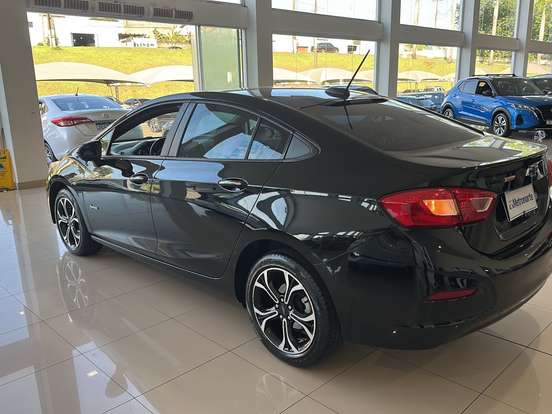 CHEVROLET-CRUZE-2022
