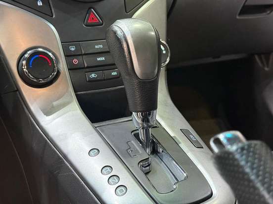 CHEVROLET-CRUZE-2012