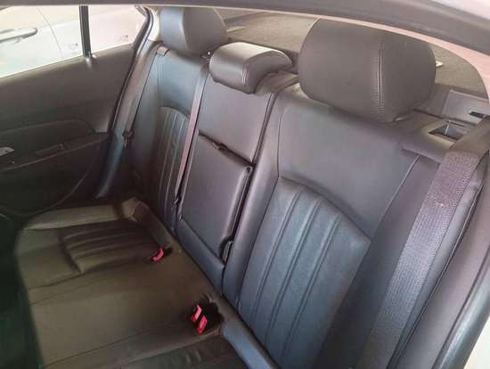 CHEVROLET-CRUZE-2015