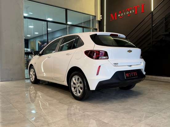 CHEVROLET-ONIX-2021