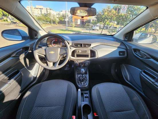 CHEVROLET-ONIX-2020