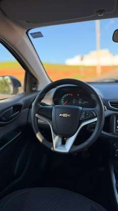 CHEVROLET-ONIX-2017