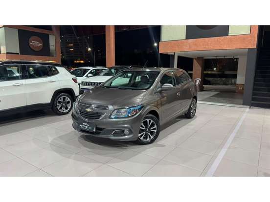 CHEVROLET-ONIX-2014