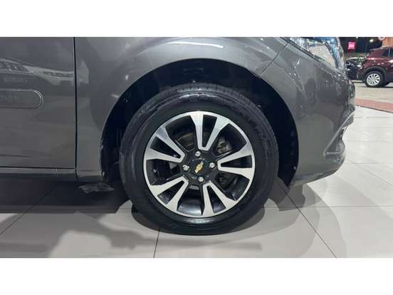CHEVROLET-ONIX-2014