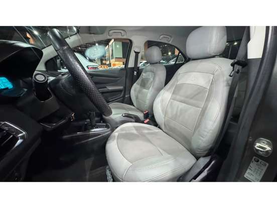 CHEVROLET-ONIX-2014
