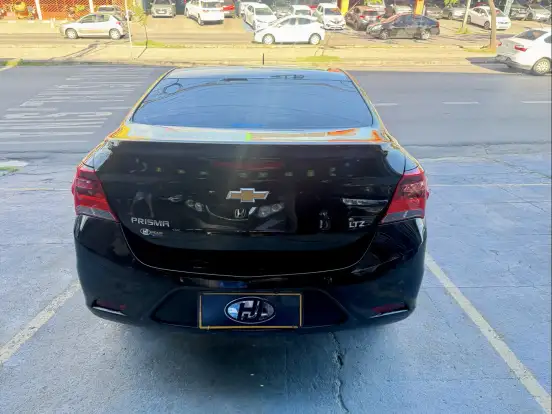 CHEVROLET-PRISMA-2018