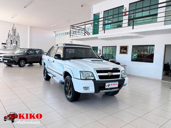 CHEVROLET S10 2.8 COLINA 4X4 CD 12V TURBO ELECTRONIC INTERCOOLER DIESEL 4P MANUAL