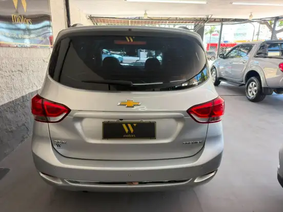CHEVROLET-SPIN-2021