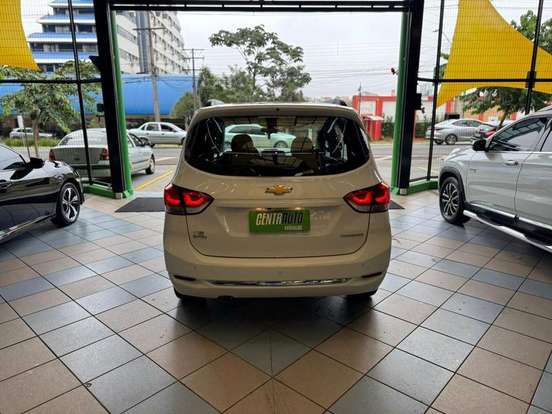 CHEVROLET-SPIN-2023
