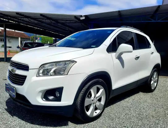 CHEVROLET-TRACKER-2014