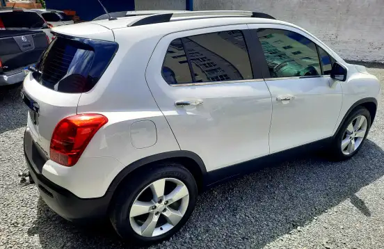 CHEVROLET-TRACKER-2014