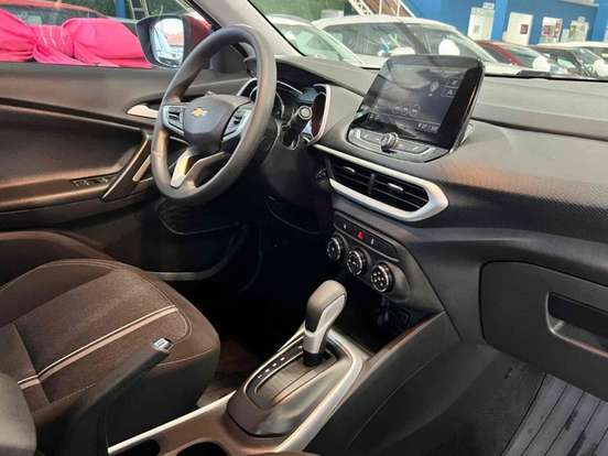 CHEVROLET-TRACKER-2022
