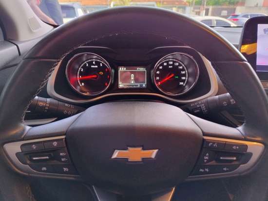 CHEVROLET-TRACKER-2023