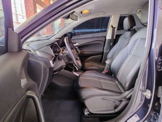 CHEVROLET-TRACKER-2023