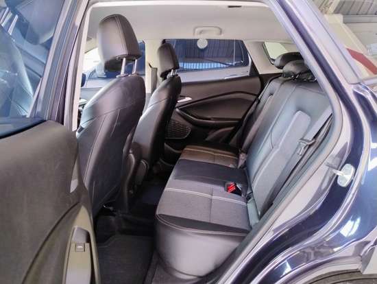 CHEVROLET-TRACKER-2023
