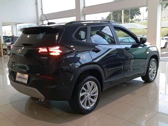 CHEVROLET-TRACKER-2025