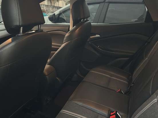 CHEVROLET-TRACKER-2023