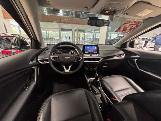 CHEVROLET-TRACKER-2021