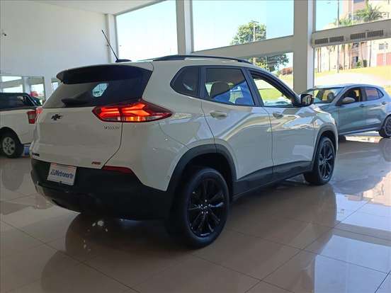 CHEVROLET-TRACKER-2023