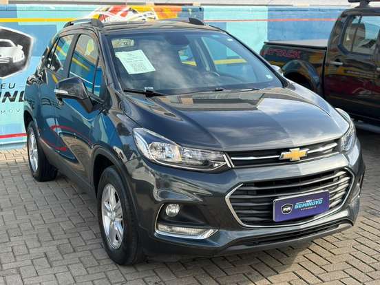 CHEVROLET-TRACKER-2018