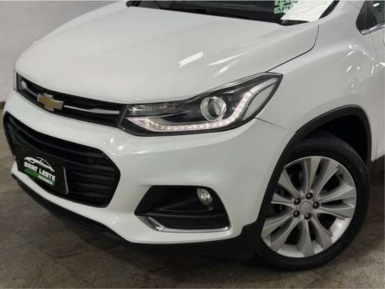 CHEVROLET-TRACKER-2016