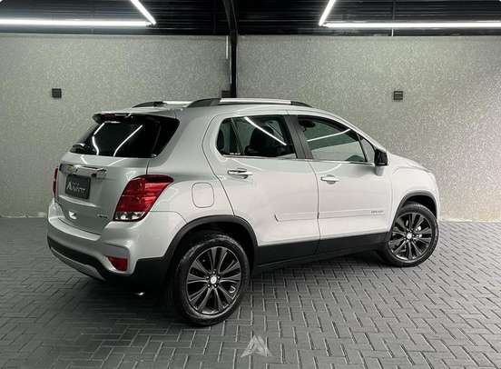 CHEVROLET-TRACKER-2018