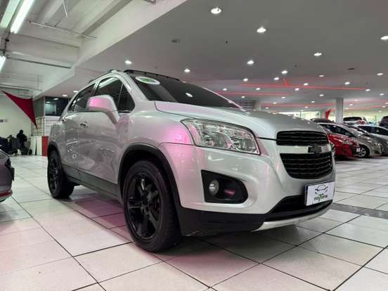 CHEVROLET-TRACKER-2015