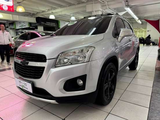 CHEVROLET-TRACKER-2015