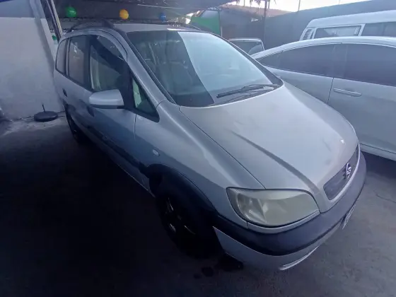 Chevrolet Zafira 2.0 Mpfi 8V Gasolina 4P Manual