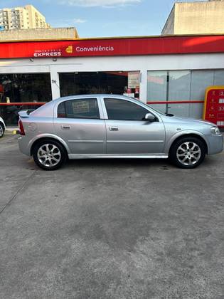 CHEVROLET ASTRA 2.0 MPFI ADVANTAGE 8V FLEX 4P MANUAL