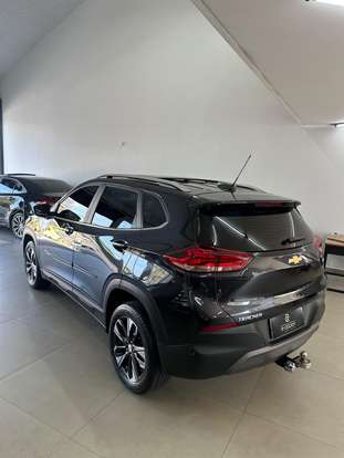 CHEVROLET-TRACKER-2024