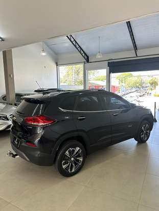 CHEVROLET-TRACKER-2024