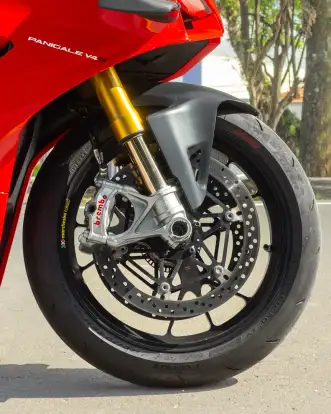 DUCATI-PANIGALE V4 S-2019